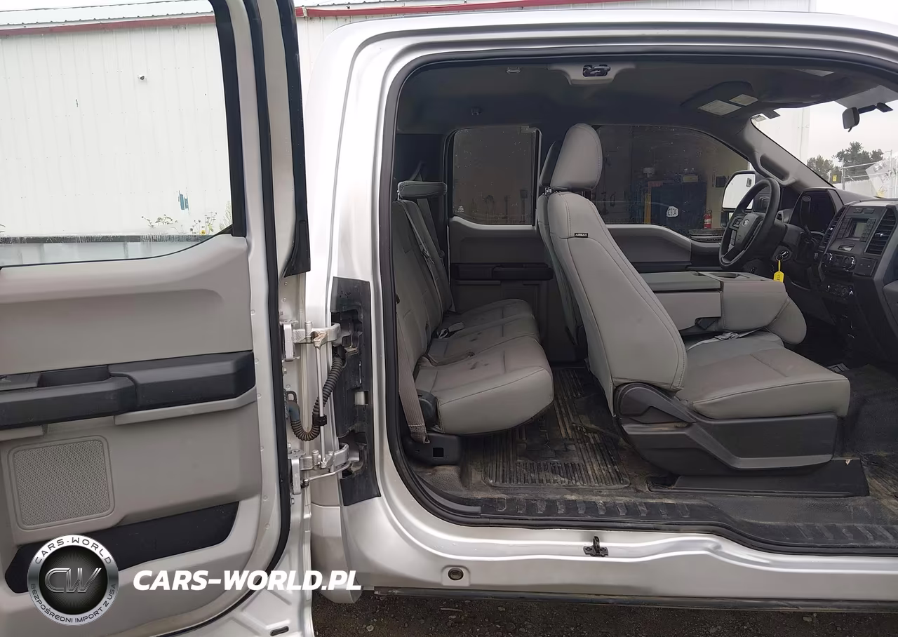 2018 Ford F-250 Xl VIN:1FT7X2B6XJEC83955 - 8