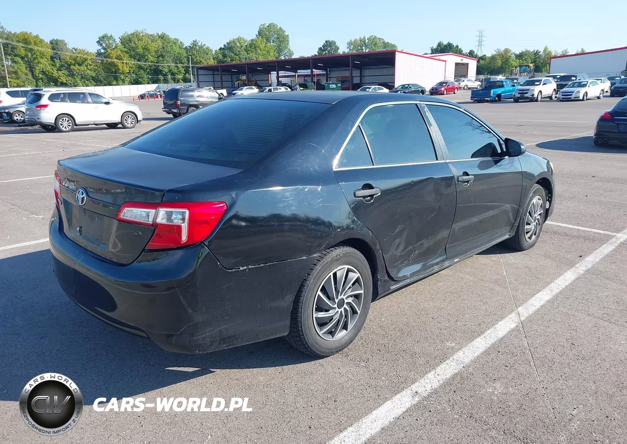 2012 Toyota Camry Le VIN:4T1BF1FK7CU588347 - 4