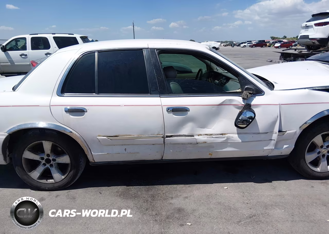 2000 Mercury Grand Marquis Gs VIN:2MEFM74W2YX630653 - 13