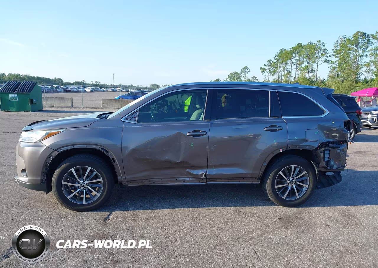 2017 Toyota Highlander Xle VIN:5TDJZRFH5HS408997 - 14