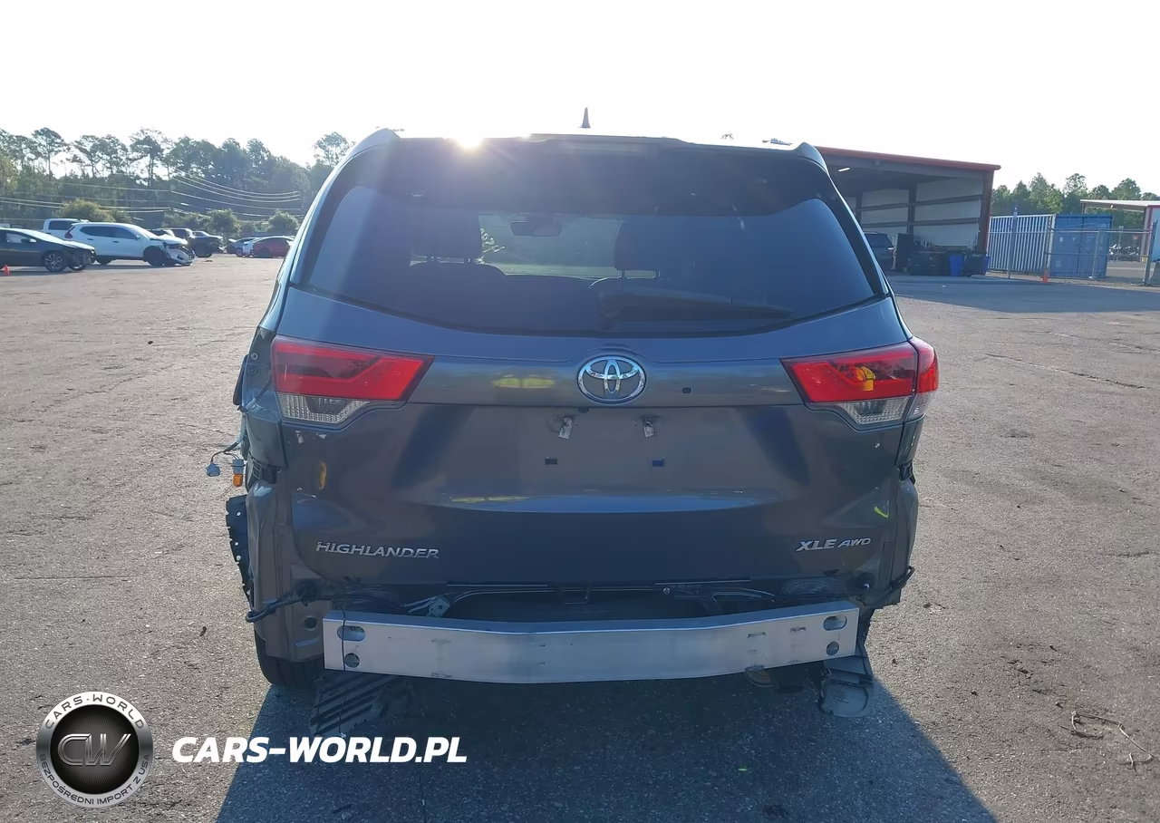 2017 Toyota Highlander Xle VIN:5TDJZRFH5HS408997 - 16