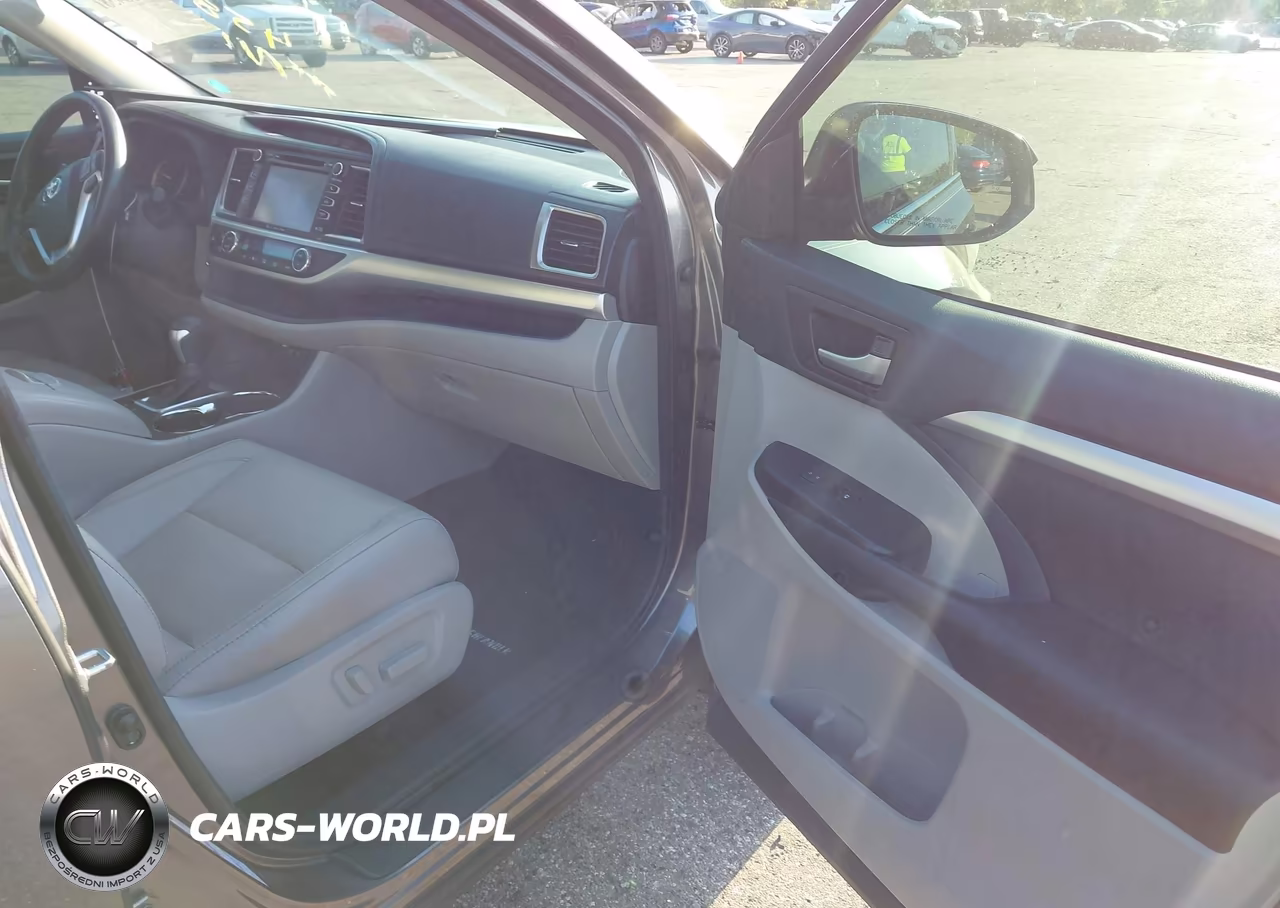 2017 Toyota Highlander Xle VIN:5TDJZRFH5HS408997 - 5
