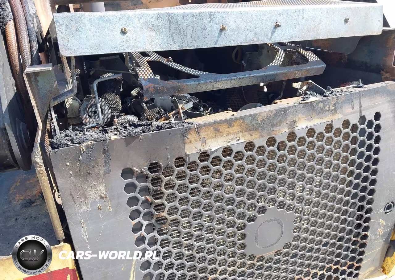 2018 New Holland C237 Loader VIN:JAF0C237JJM451077 - 10