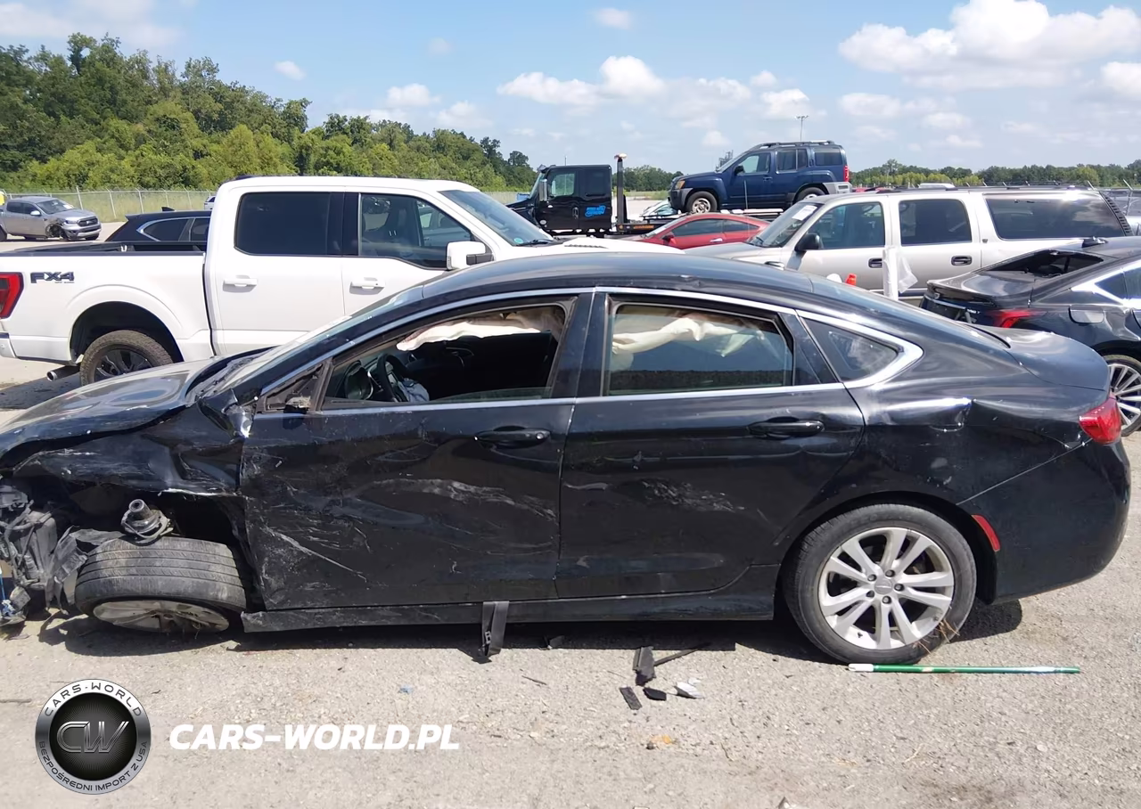 2015 Chrysler 200 Limited VIN:1C3CCCAB7FN739789 - 13