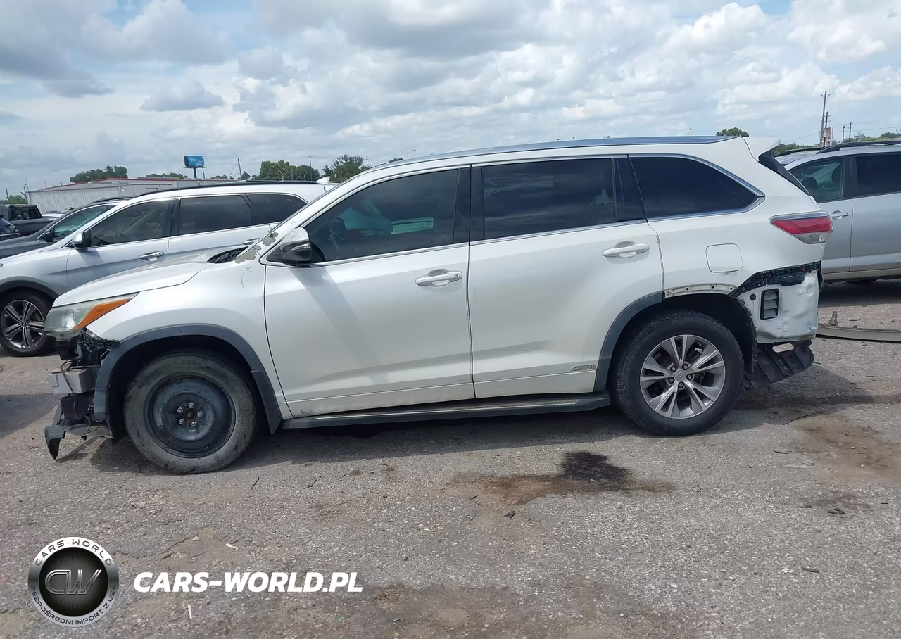 2015 Toyota Highlander Xle V6 VIN:5TDKKRFH7FS065678 - 14