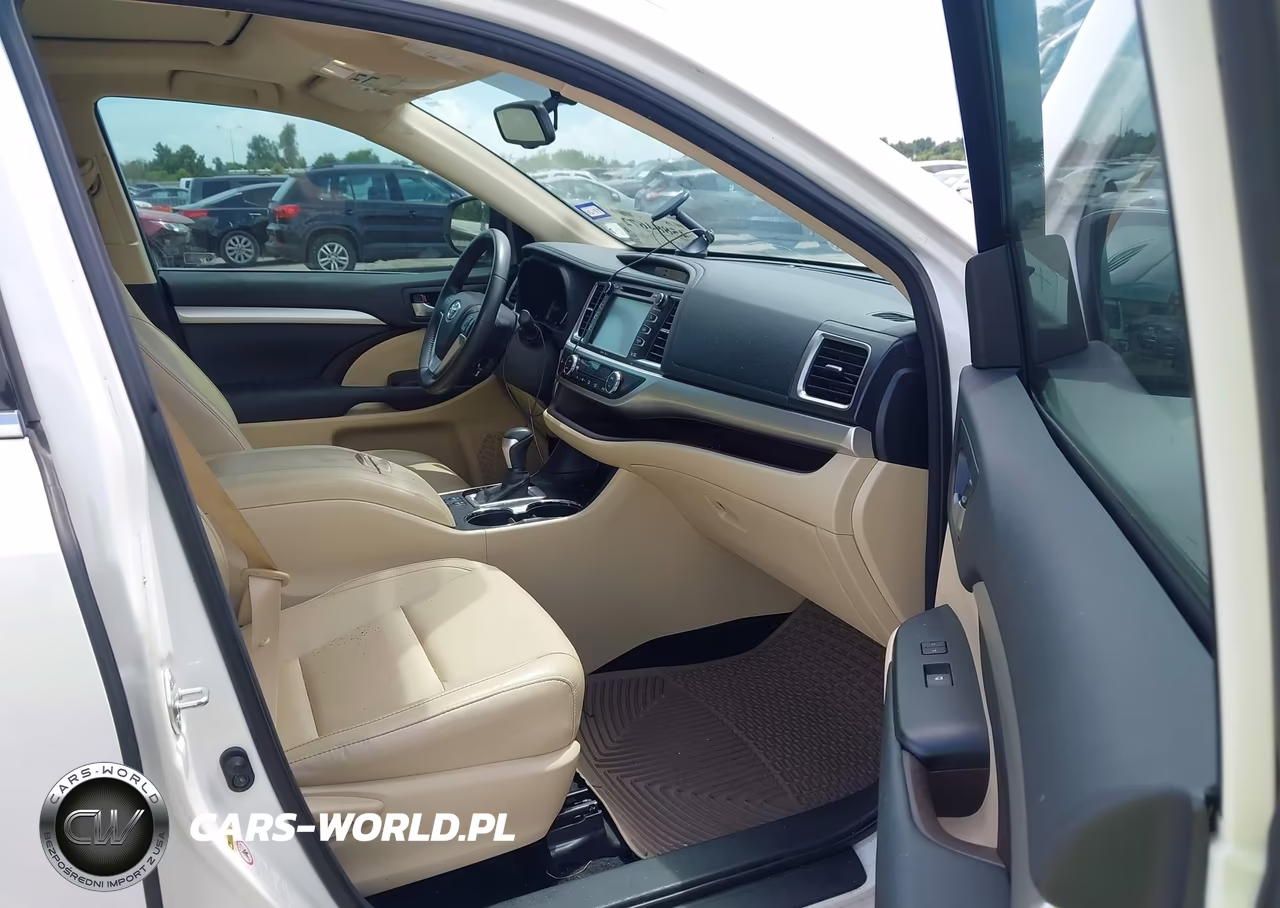 2015 Toyota Highlander Xle V6 VIN:5TDKKRFH7FS065678 - 5