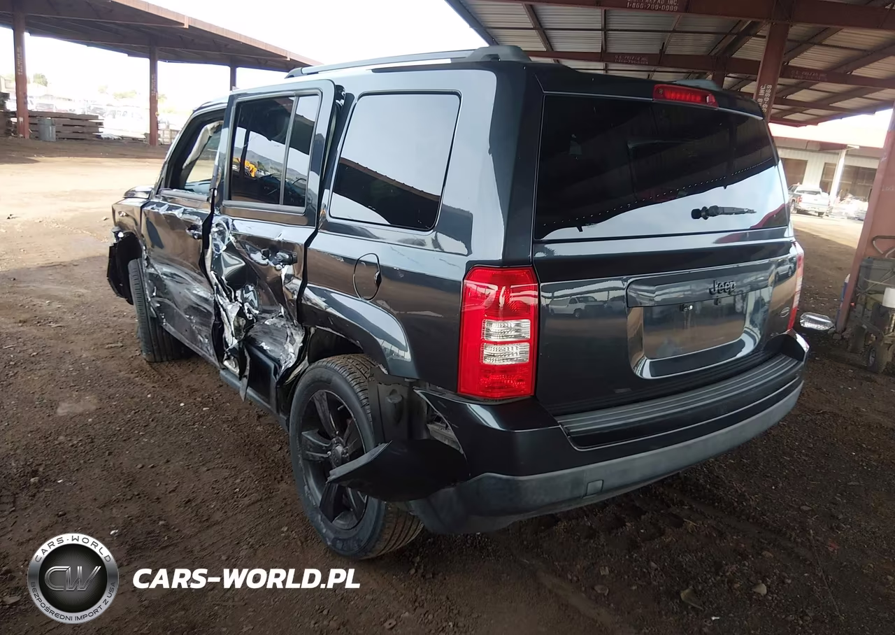 2014 Jeep Patriot Altitude VIN:1C4NJPBA5ED813786 - 3