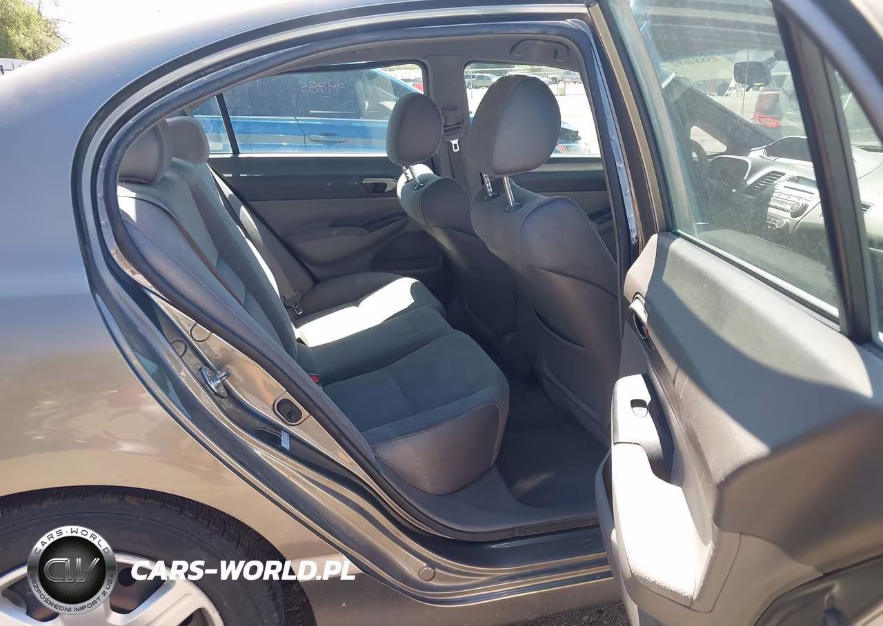 2007 Honda Civic Lx VIN:1HGFA16537L136696 - 8
