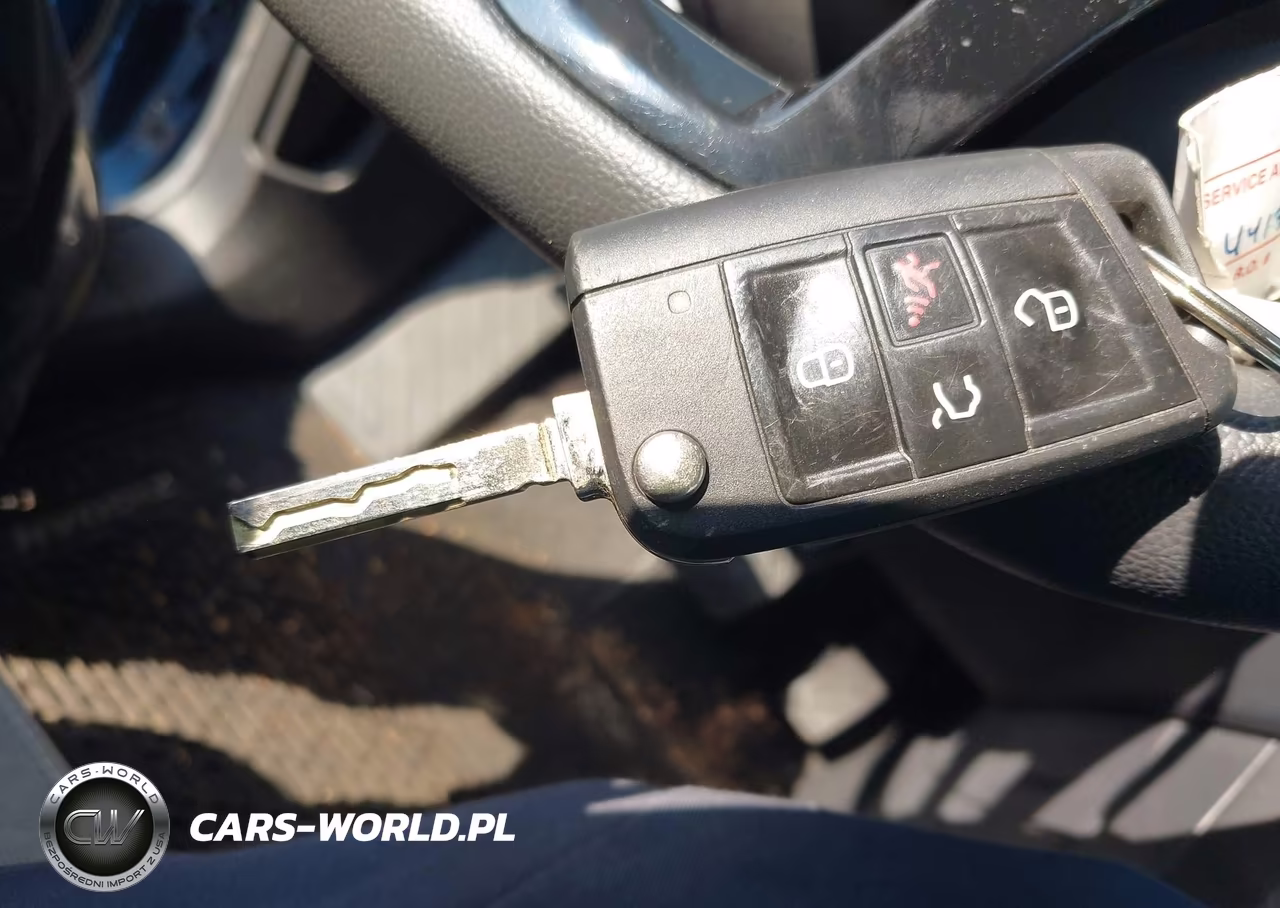 2018 Volkswagen Tiguan 2.0T S VIN:3VV0B7AX4JM123394 - 11