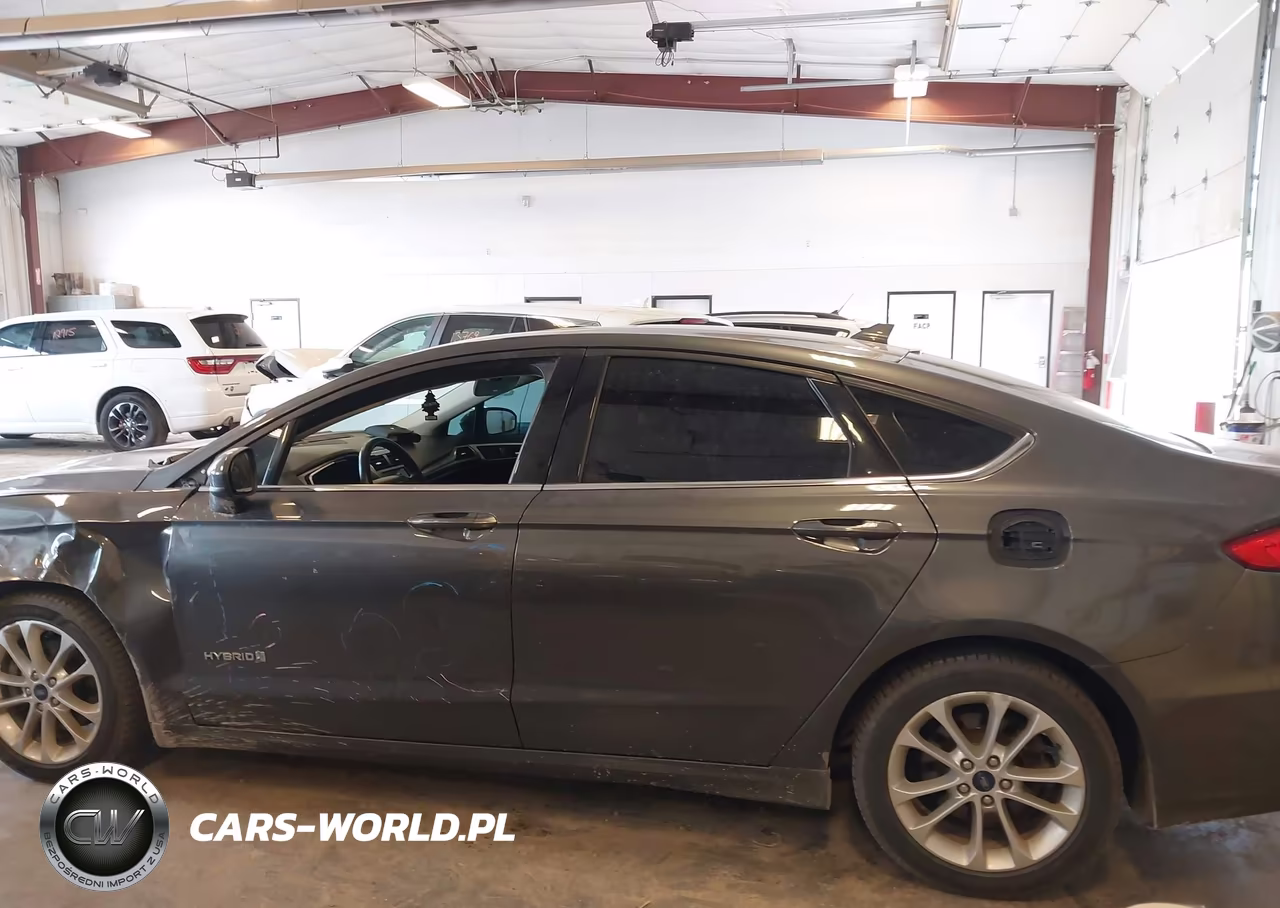 2019 Ford Fusion Hybrid Se VIN:3FA6P0LU3KR103071 - 14
