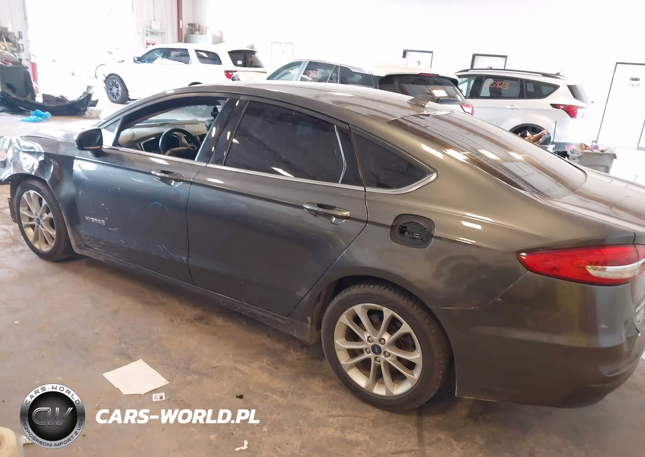 2019 Ford Fusion Hybrid Se VIN:3FA6P0LU3KR103071 - 3