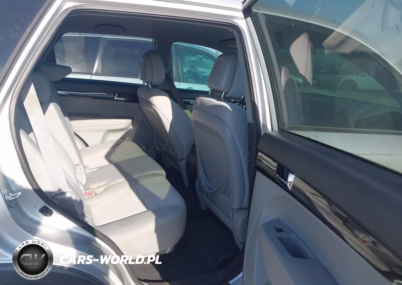 2011 Kia Sorento Lx VIN:5XYKT3A10BG001901 - 8