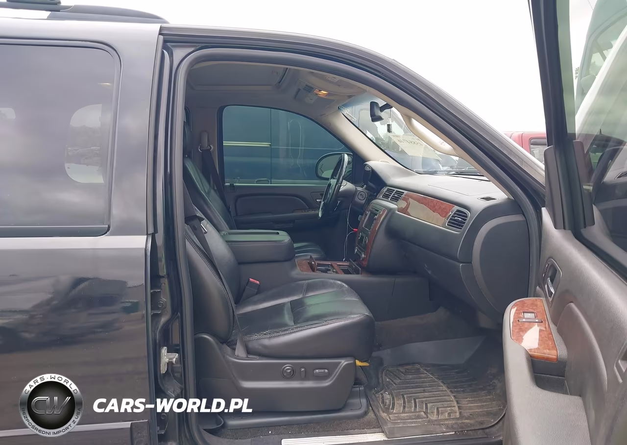 2007 Chevrolet Tahoe Ltz VIN:1GNFK130X7J341391 - 5