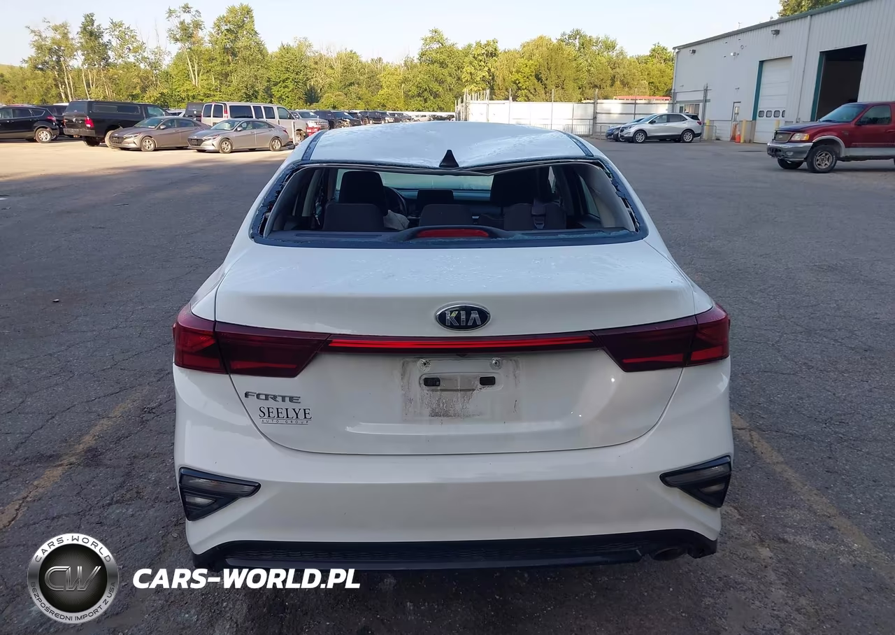 2021 Kia Forte Lxs VIN:3KPF24AD7ME409090 - 16