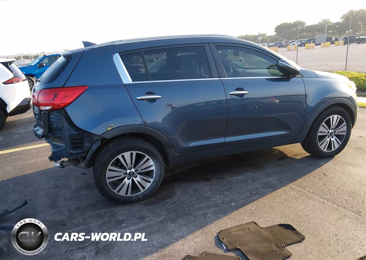 2015 Kia Sportage Ex VIN:KNDPC3ACXF7790861 - 4