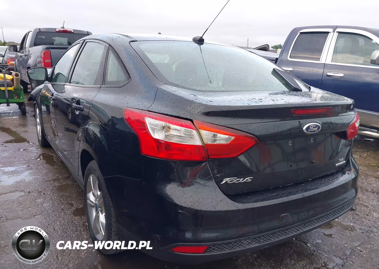 2013 Ford Focus Se VIN:1FADP3F28DL212775 - 3