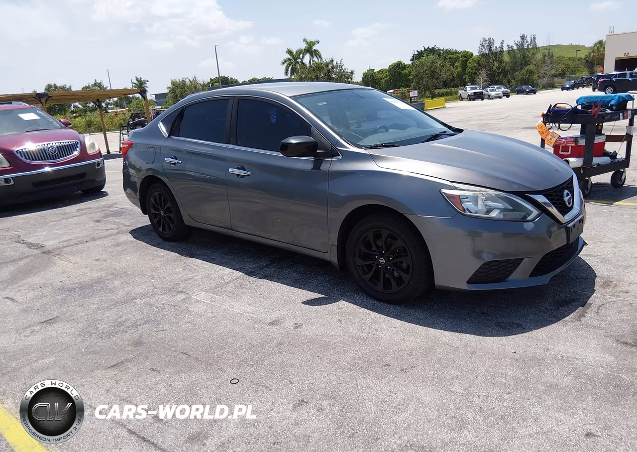 2018 Nissan Sentra S – zdjęcie 1 z 11