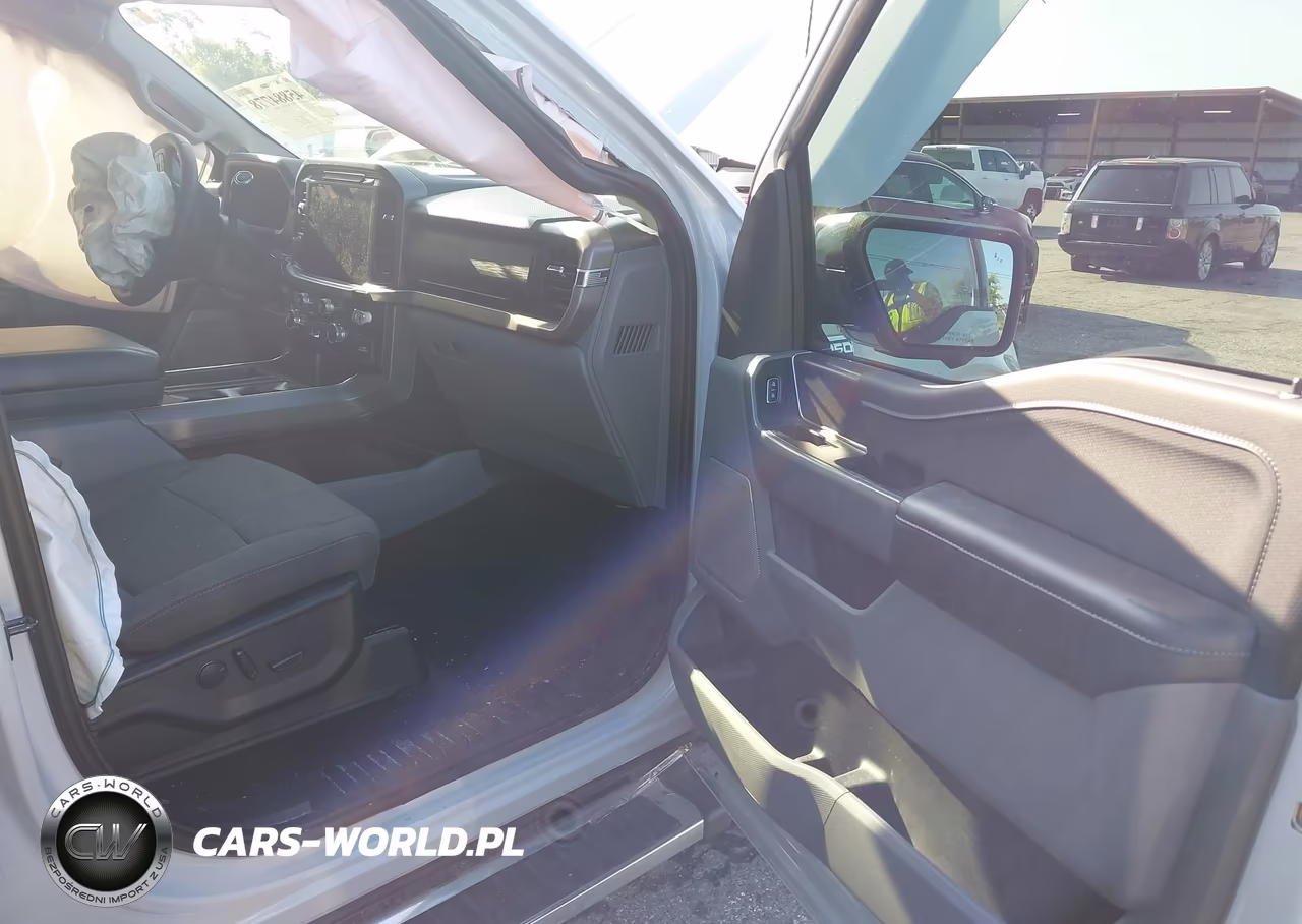 2025 Ford F-150 Xlt VIN:1FTFW3L85SKD37900 - 5