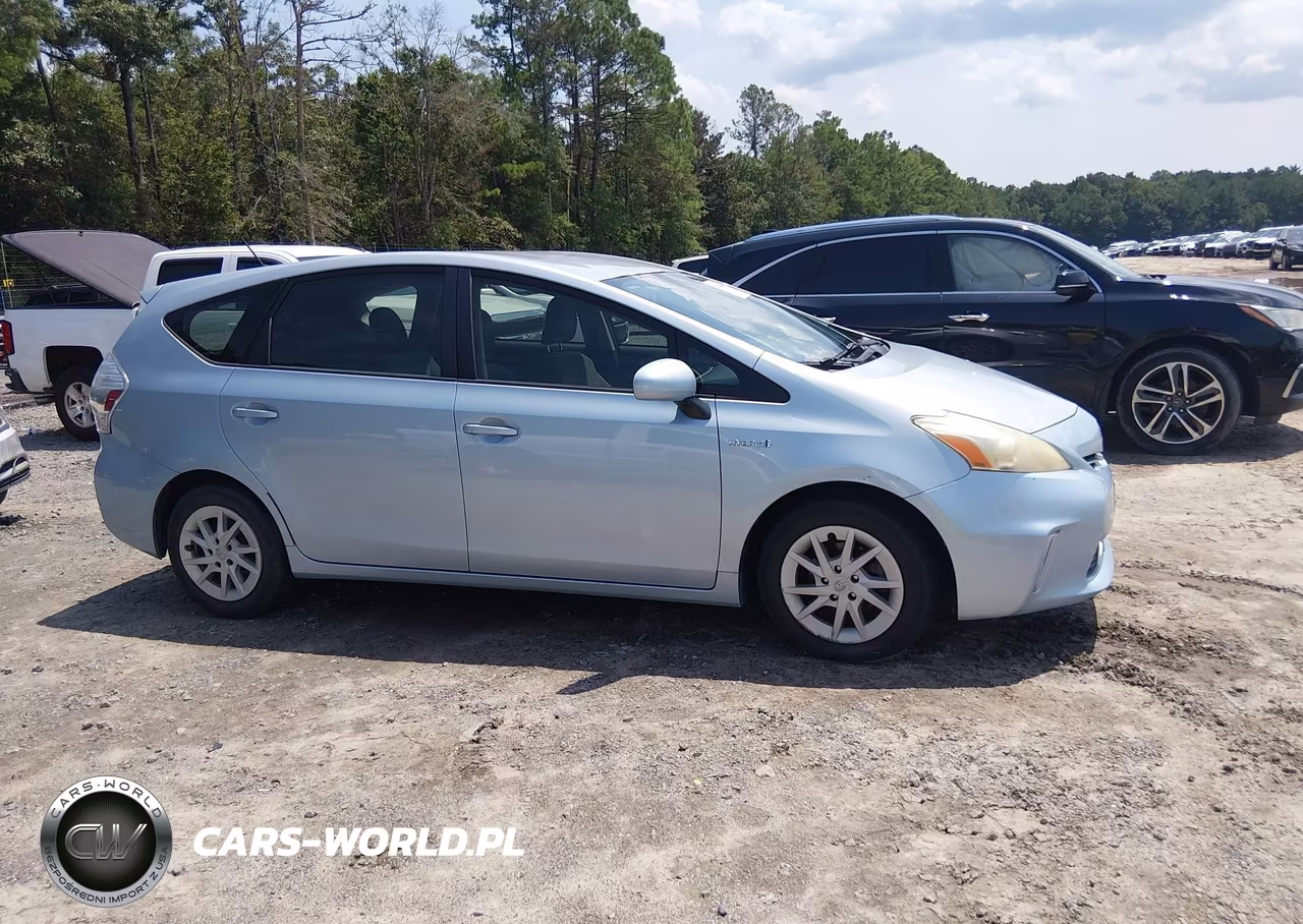 2012 Toyota Prius V Three VIN:JTDZN3EU0C3110071 - 13