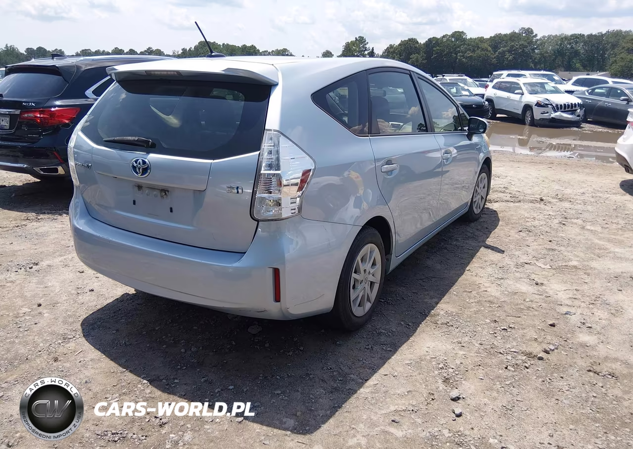 2012 Toyota Prius V Three VIN:JTDZN3EU0C3110071 - 4