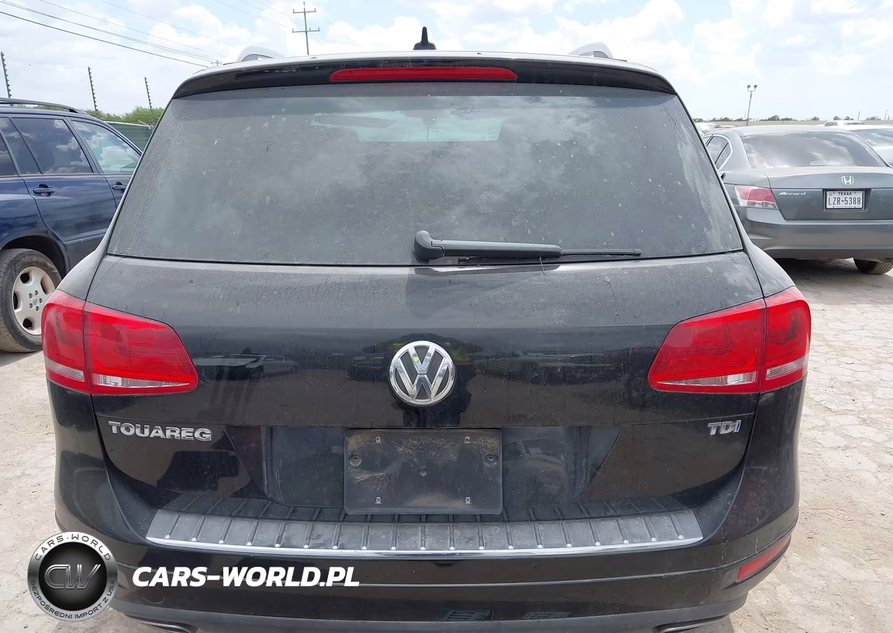 2013 Volkswagen Touareg Tdi Sport VIN:WVGEP9BP1DD002981 - 16