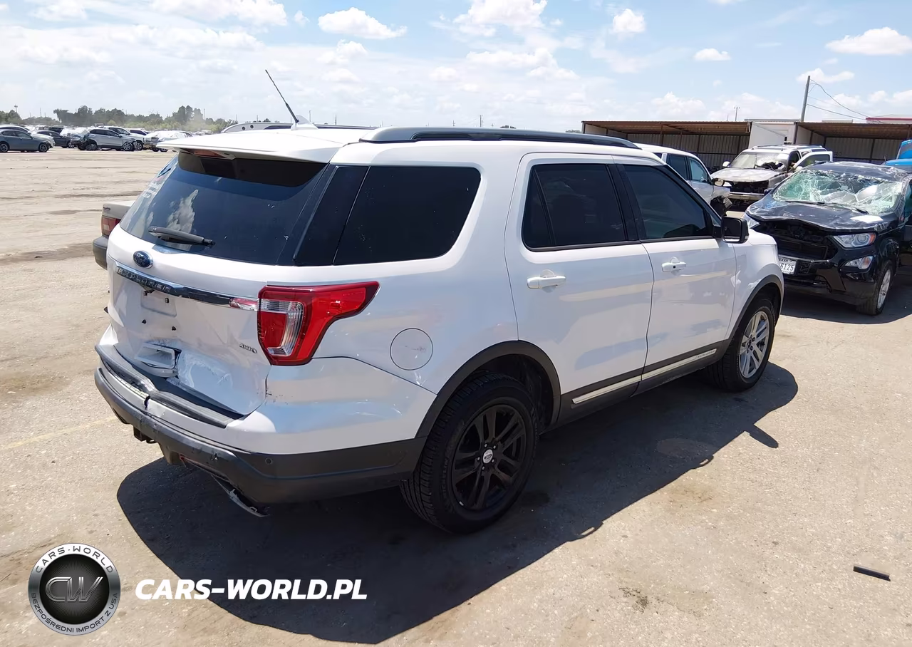2019 Ford Explorer Xlt VIN:1FM5K8D82KGA20707 - 4