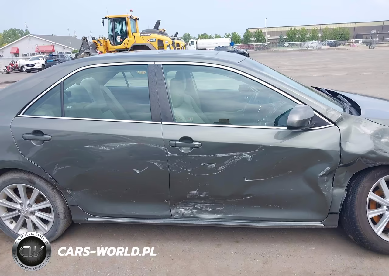 2014 Toyota Camry Xle VIN:4T4BF1FK8ER403232 - 13