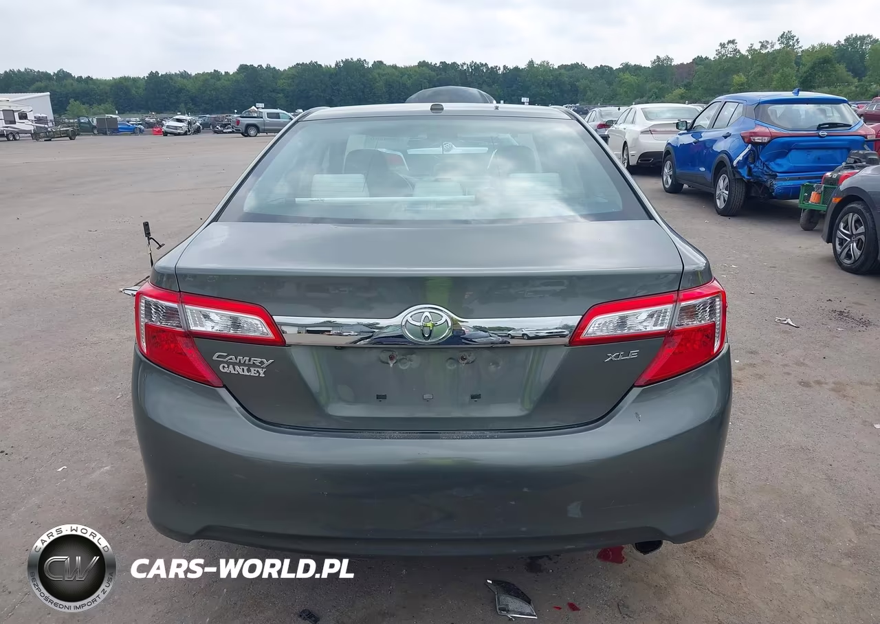 2014 Toyota Camry Xle VIN:4T4BF1FK8ER403232 - 16