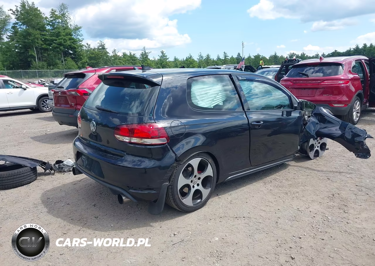 2011 Volkswagen Gti 2-Door VIN:WVWFD7AJ1BW321706 - 4
