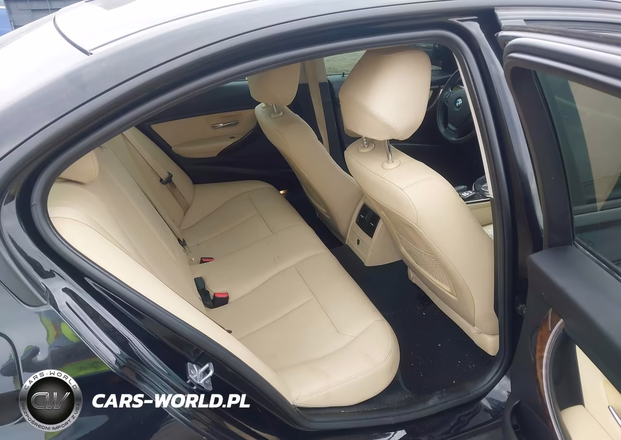 2018 BMW 320I xDrive VIN:WBA8A3C58JA505365 - 8