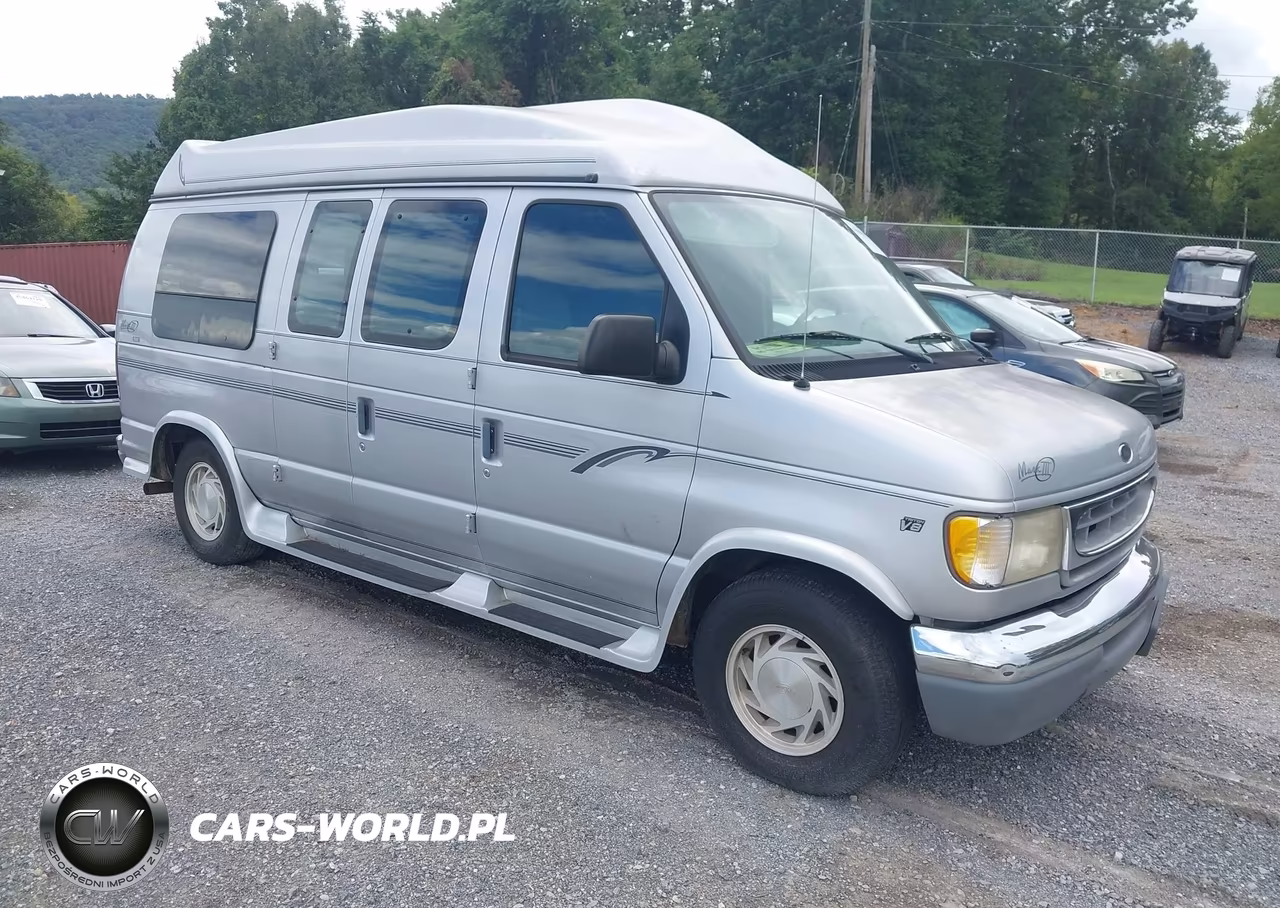 2000 Ford E-150 Recreational