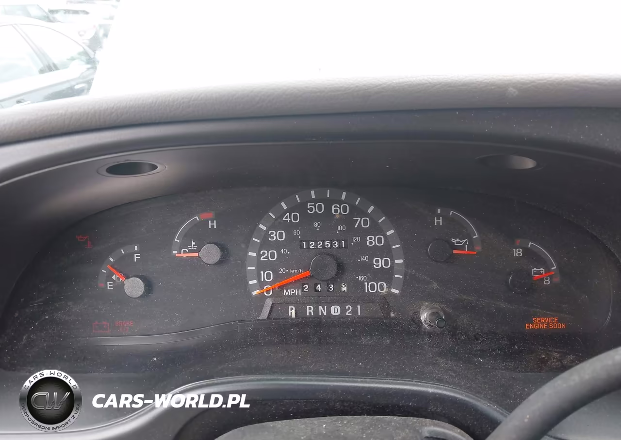 2000 Ford E-150 Recreational VIN:1FDRE14L6YHB00812 - 7
