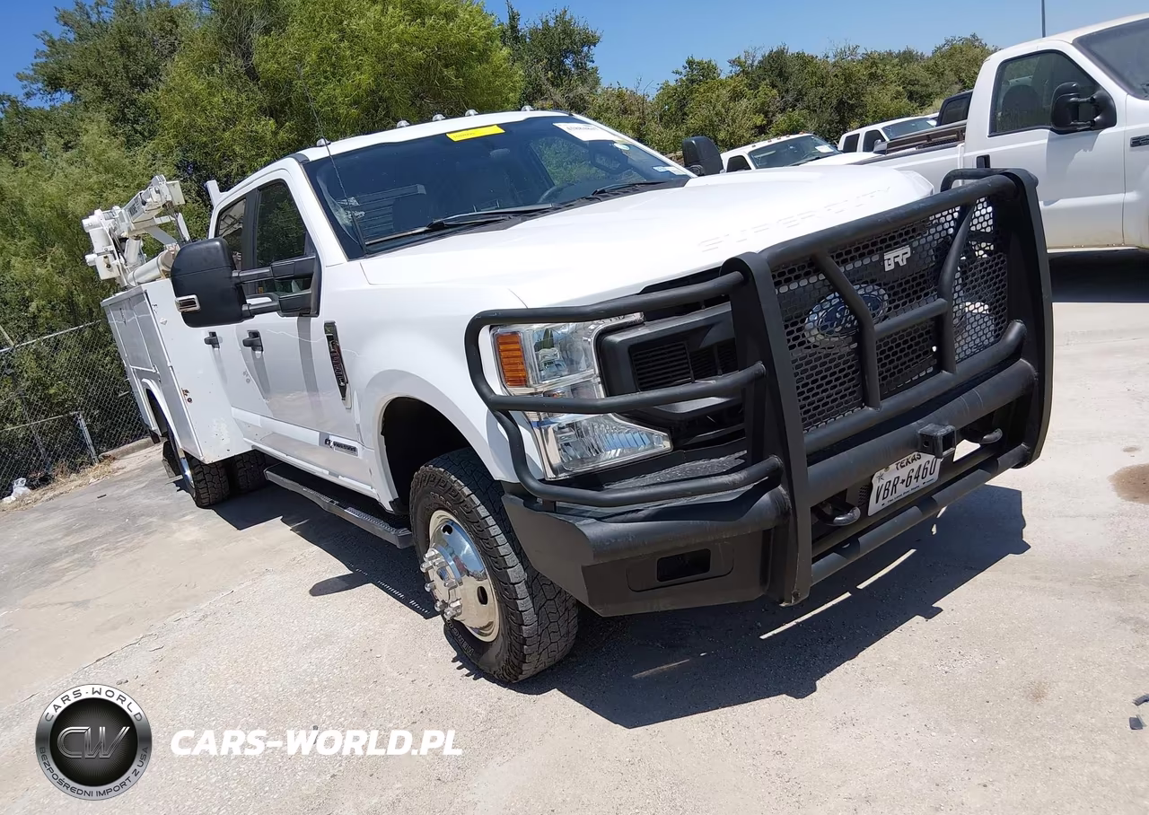 2022 Ford F-350 Chassis Xl – zdjęcie 1 z 15