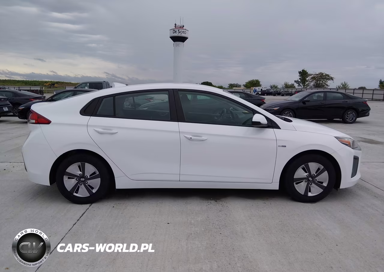 2020 Hyundai Ioniq Hybrid Blue VIN:KMHC65LC9LU186323 - 15