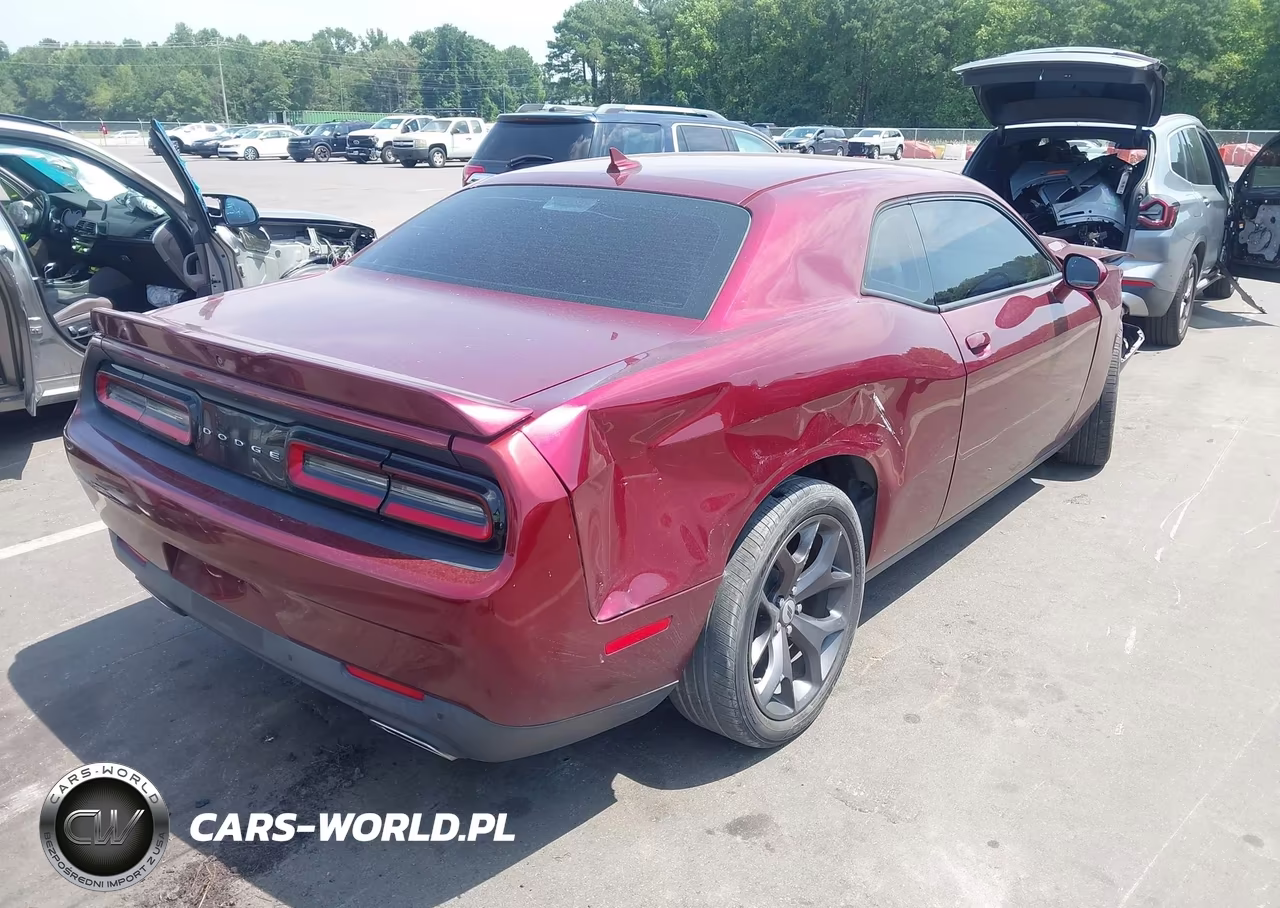 2019 Dodge Challenger Sxt VIN:2C3CDZAG1KH634633 - 4