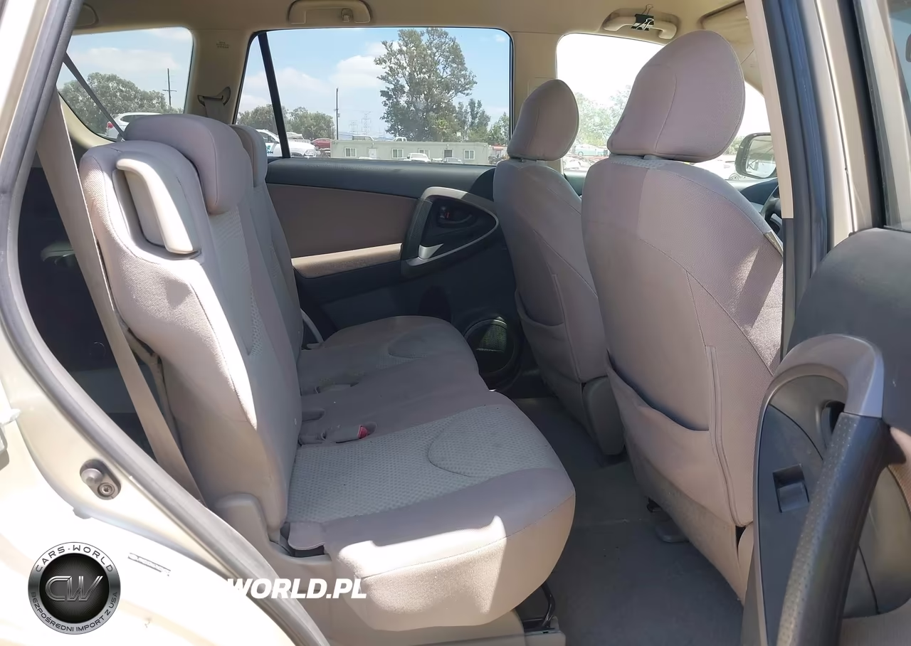 2007 Toyota Rav4 VIN:JTMZD33V676034052 - 8