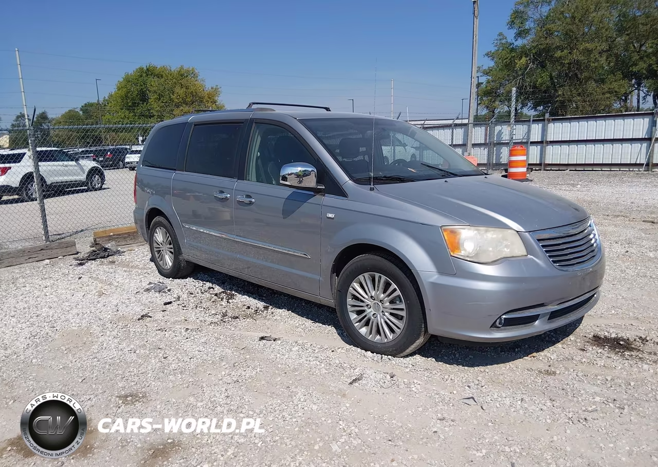 2014 Chrysler Town & Country Touring-L 30Th Anniversary – zdjęcie 1 z 16