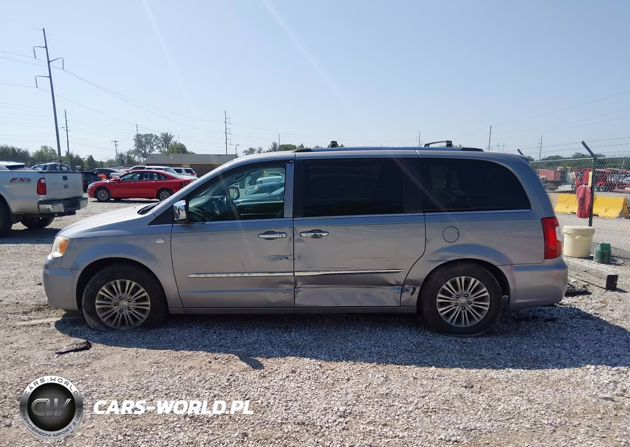 2014 Chrysler Town & Country Touring-L 30Th Anniversary VIN:2C4RC1CG2ER341250 - 14