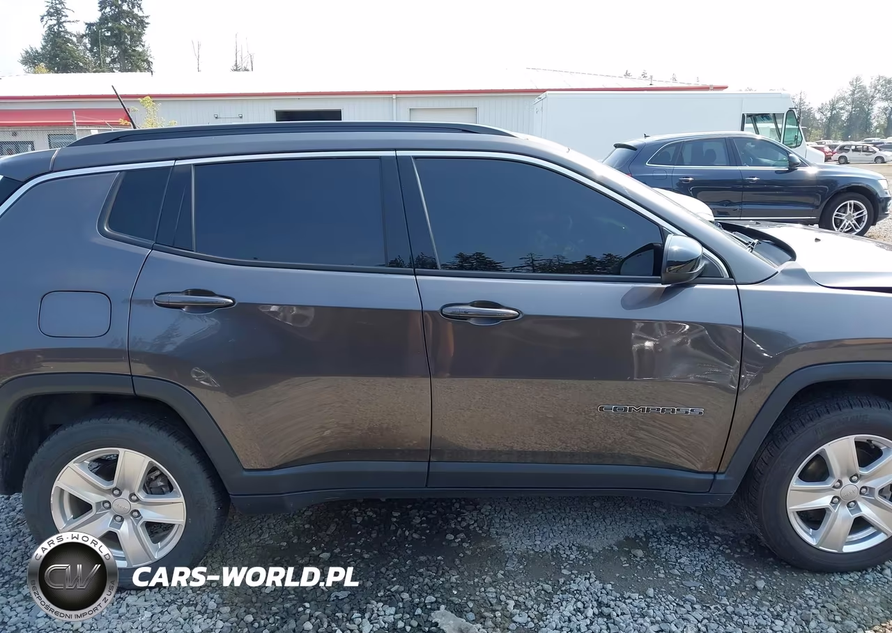 2022 Jeep Compass Latitude 4X4 VIN:3C4NJDBB5NT155095 - 13