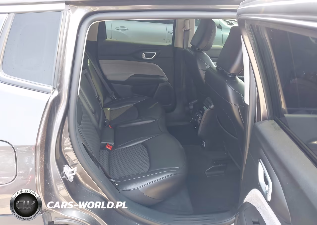 2022 Jeep Compass Latitude 4X4 VIN:3C4NJDBB5NT155095 - 18