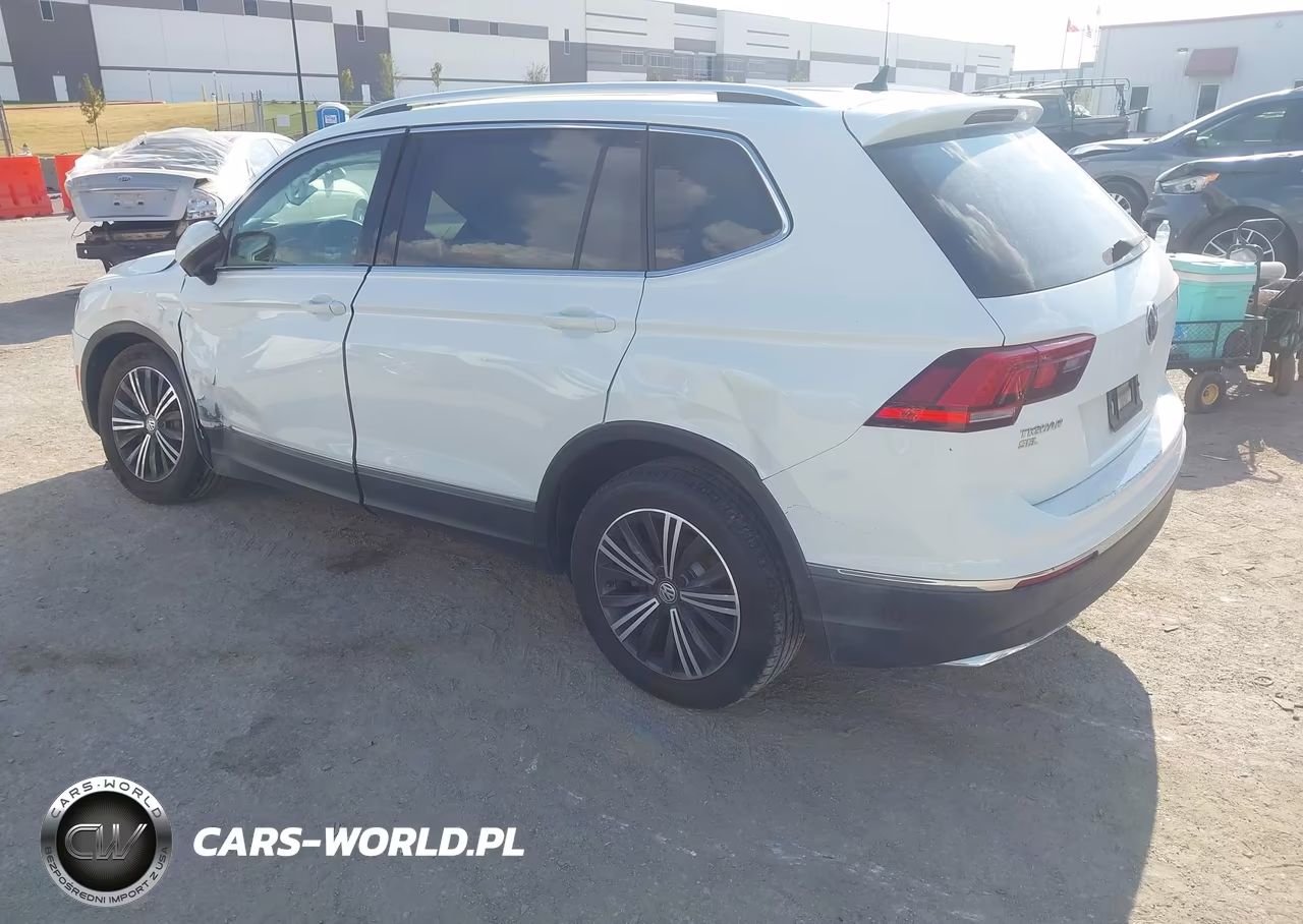 2019 Volkswagen Tiguan 2.0T Se-2.0T Sel-2.0T Sel R-Line-2.0T Sel R-Line Black VIN:3VV3B7AX8KM086915 - 3