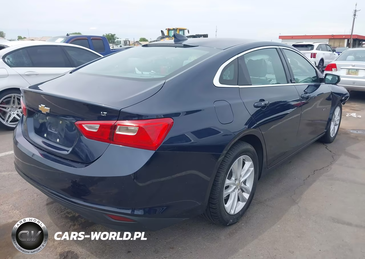2016 Chevrolet Malibu 1Lt VIN:1G1ZE5ST3GF293552 - 4