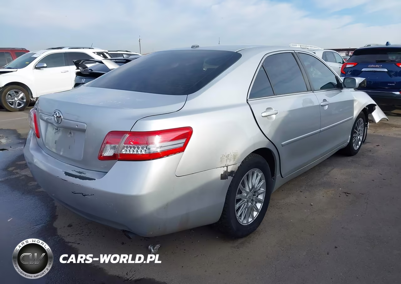 2010 Toyota Camry Le VIN:JTNBF3EK9A3004403 - 4