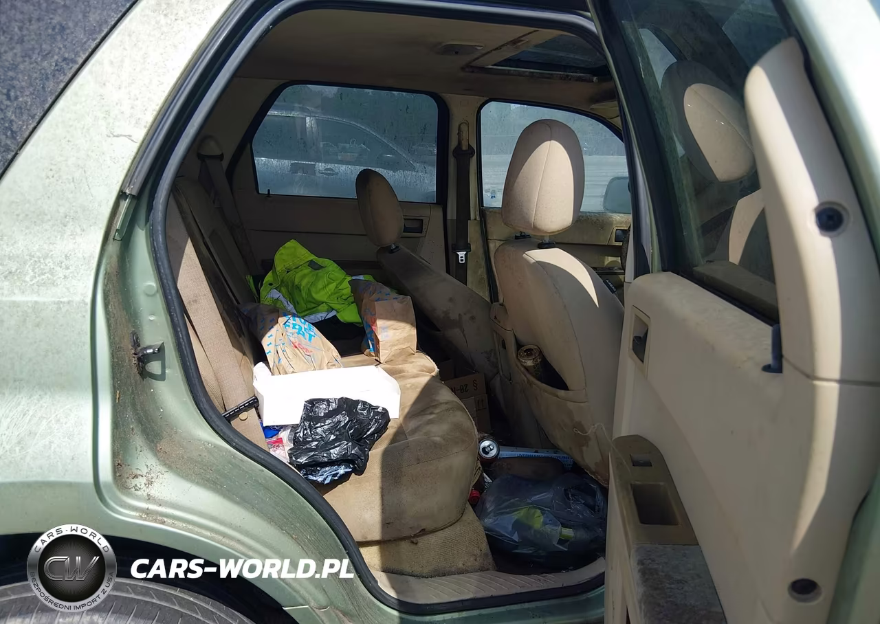 2008 Ford Escape Xlt VIN:1FMCU03178KB49975 - 8