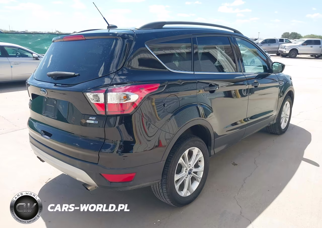2018 Ford Escape Se VIN:1FMCU9GDXJUD08894 - 4