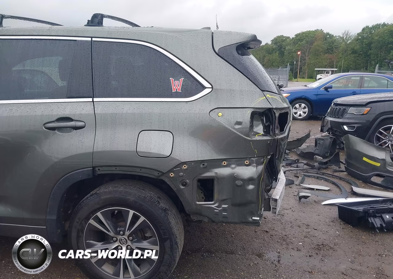 2016 Toyota Highlander Xle V6 VIN:5TDJKRFHXGS230605 - 18