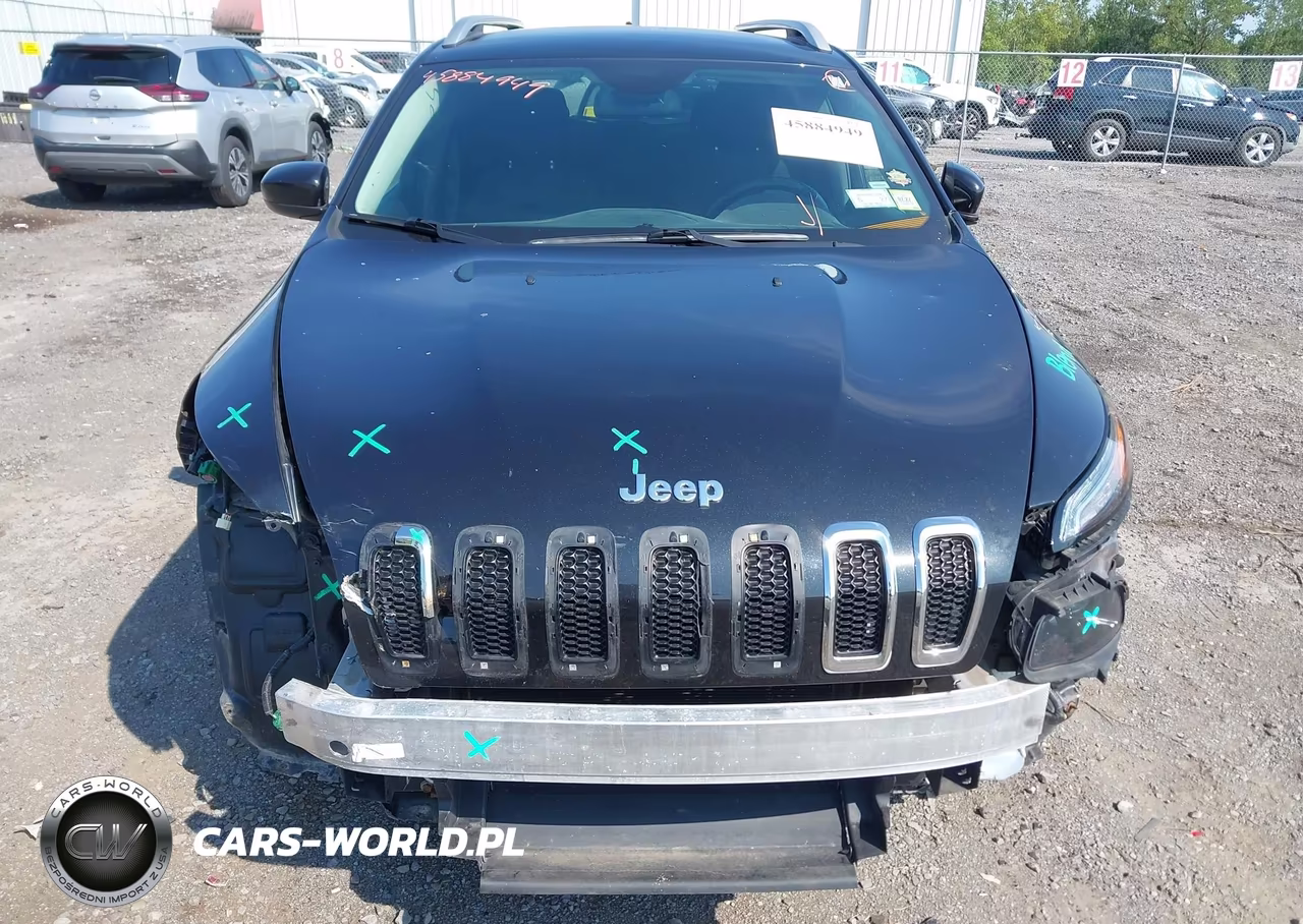 2015 Jeep Cherokee Latitude VIN:1C4PJMCB6FW792256 - 12