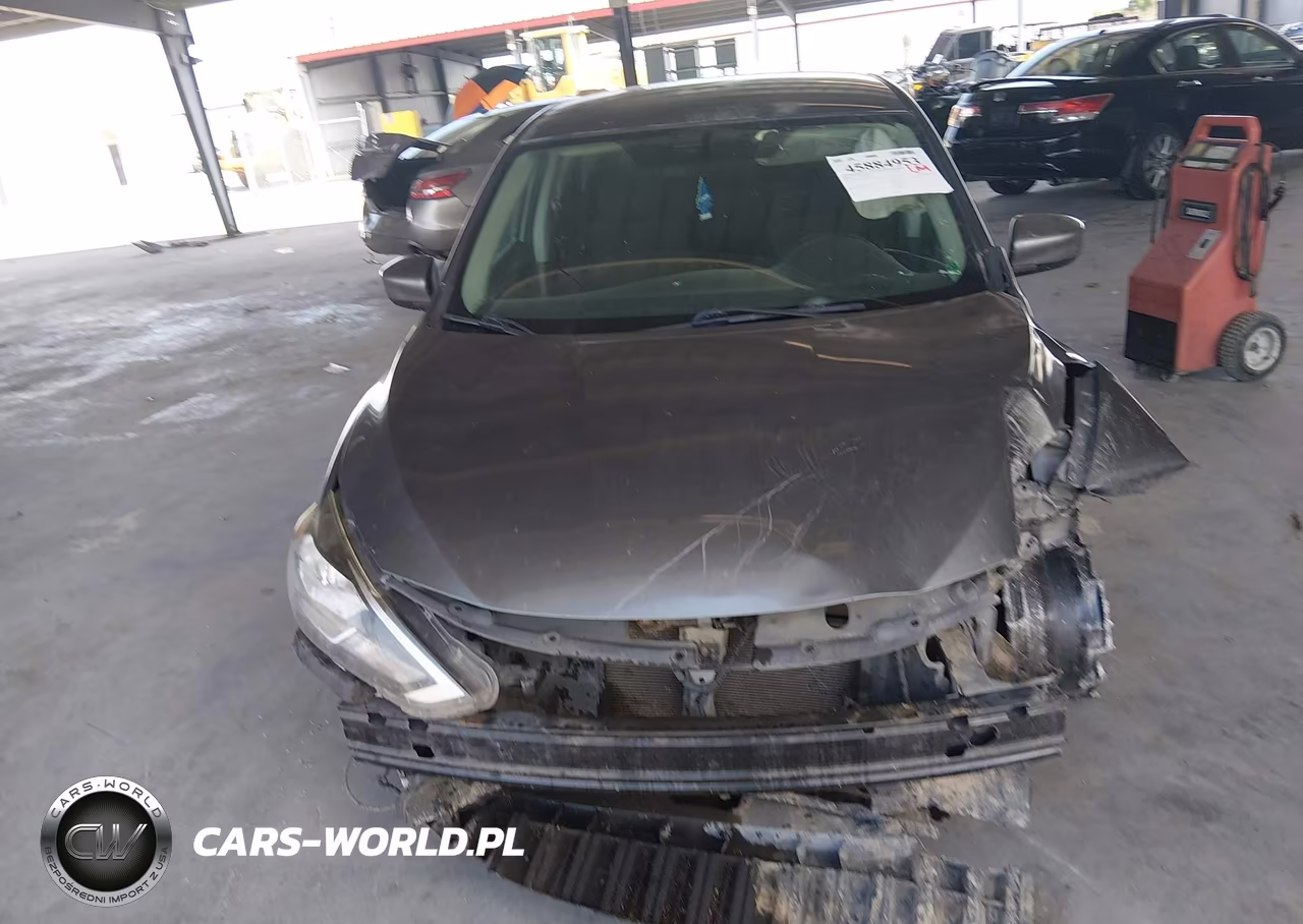 2018 Nissan Sentra S VIN:3N1AB7AP0JY202530 - 11