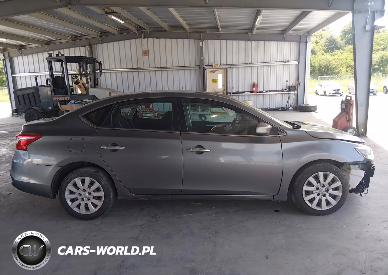 2018 Nissan Sentra S VIN:3N1AB7AP0JY202530 - 12