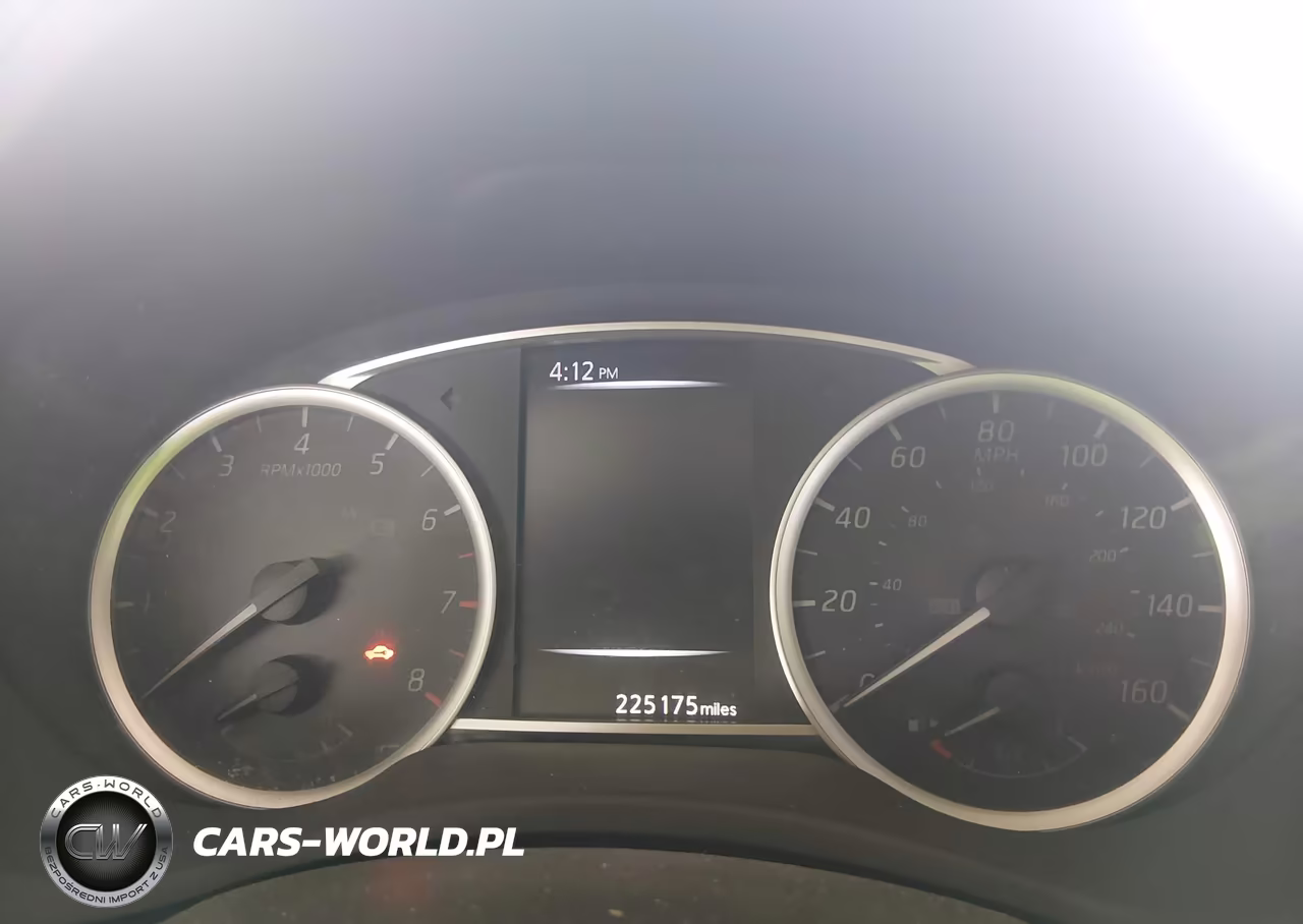 2018 Nissan Sentra S VIN:3N1AB7AP0JY202530 - 7